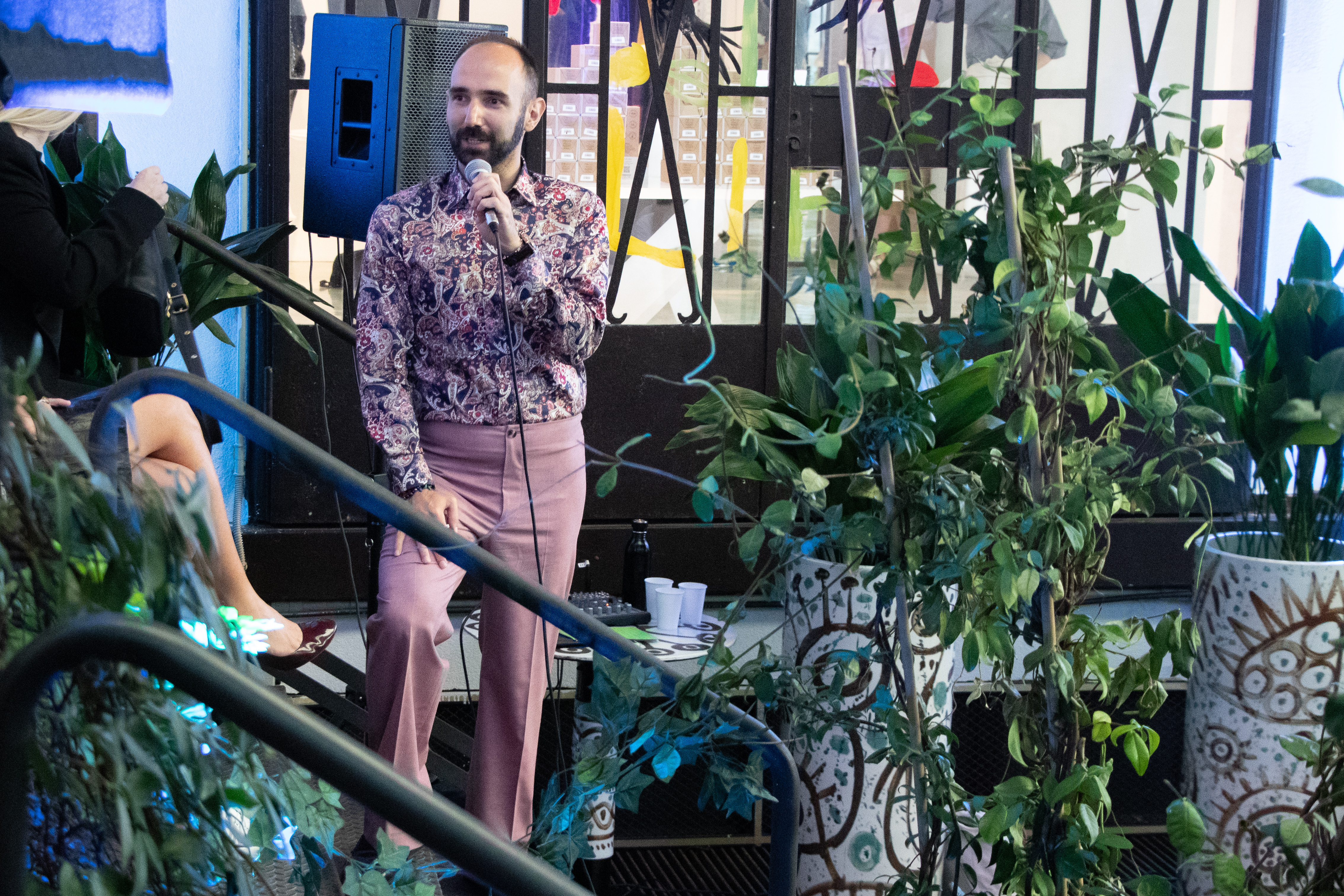 Dr. Hakan Karaosman giving a keynote 